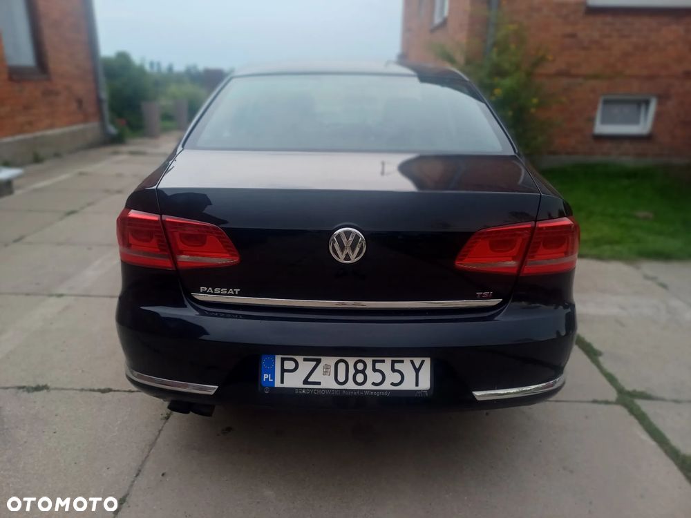 Volkswagen Passat - 7