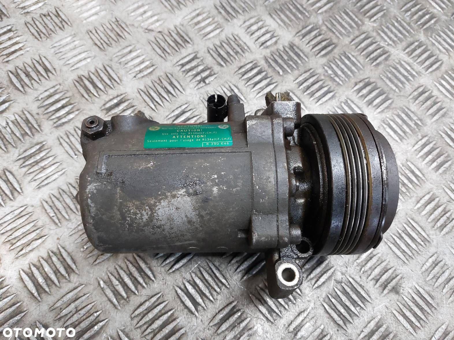 SPRĘŻARKA KOMPRESOR KLIMATYZACJI BMW E46 1.9 8V 8386650 - 4