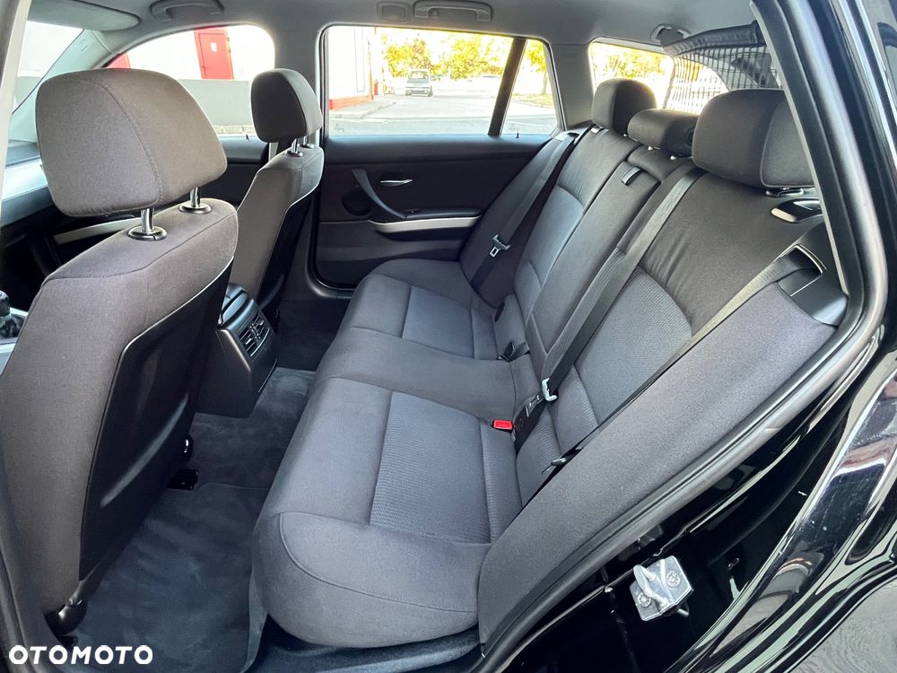 BMW Seria 3 318i Edition Lifestyle - 20