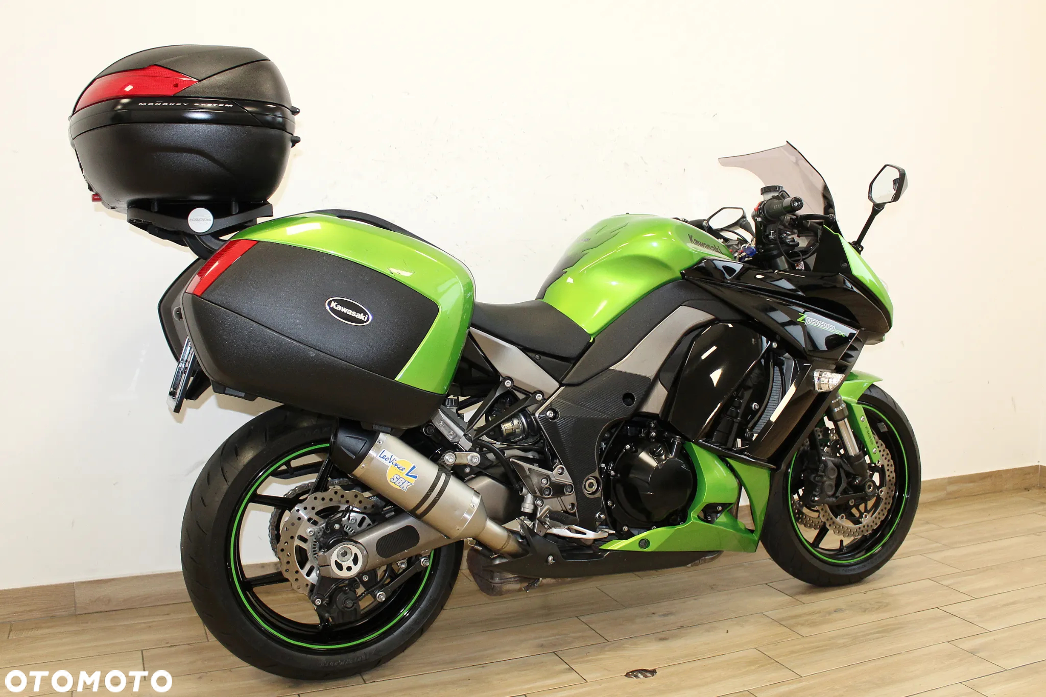 Kawasaki Ninja 1000 SX - 13
