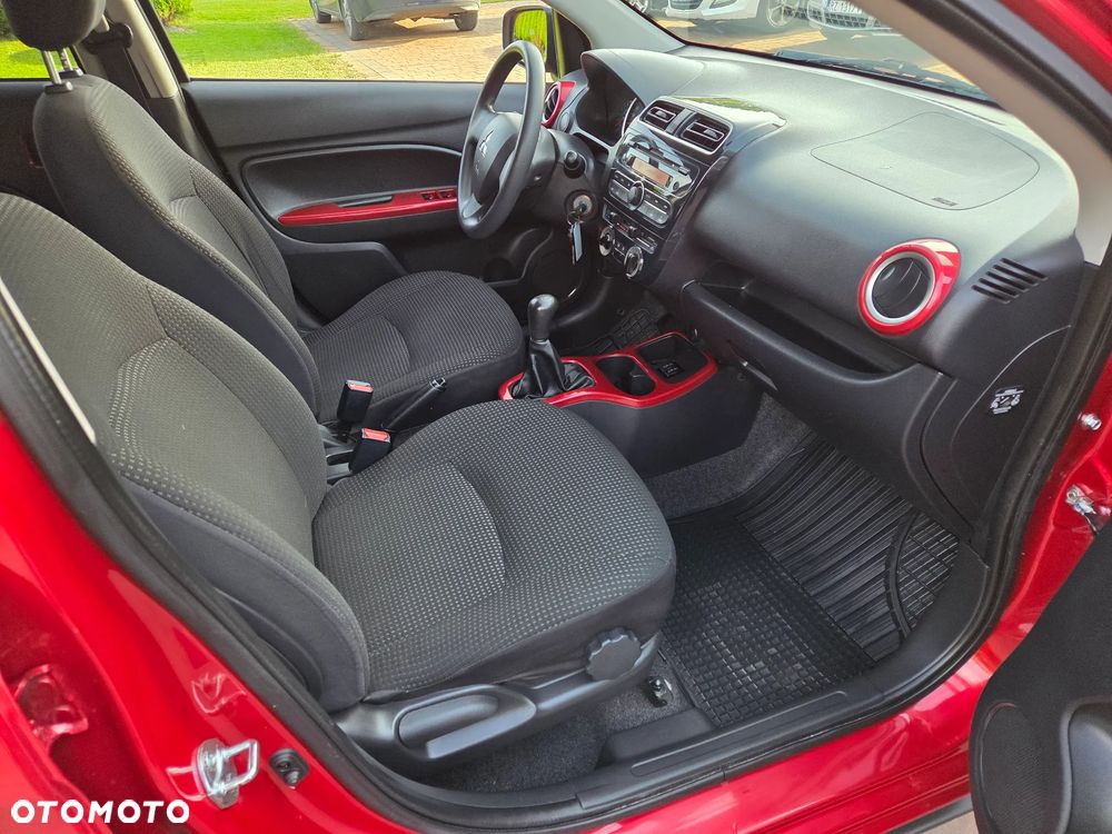 Mitsubishi Space Star 1.2 AS&G Invite - 9