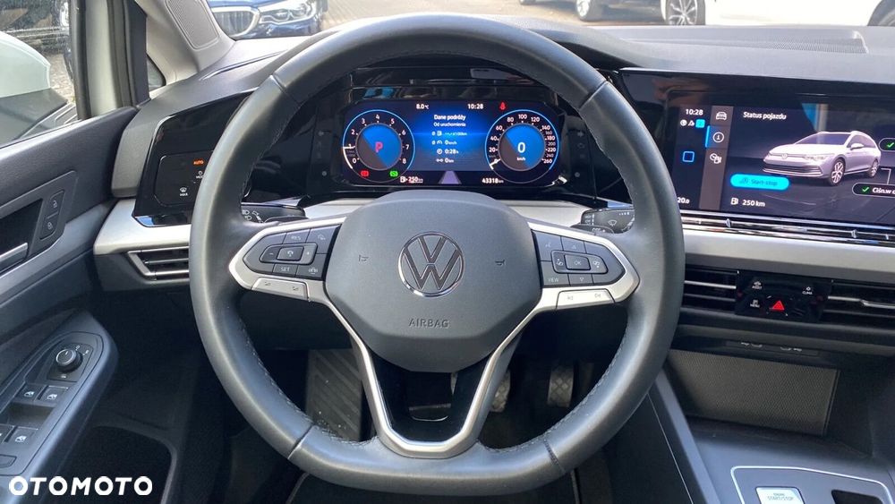 Volkswagen Golf - 18