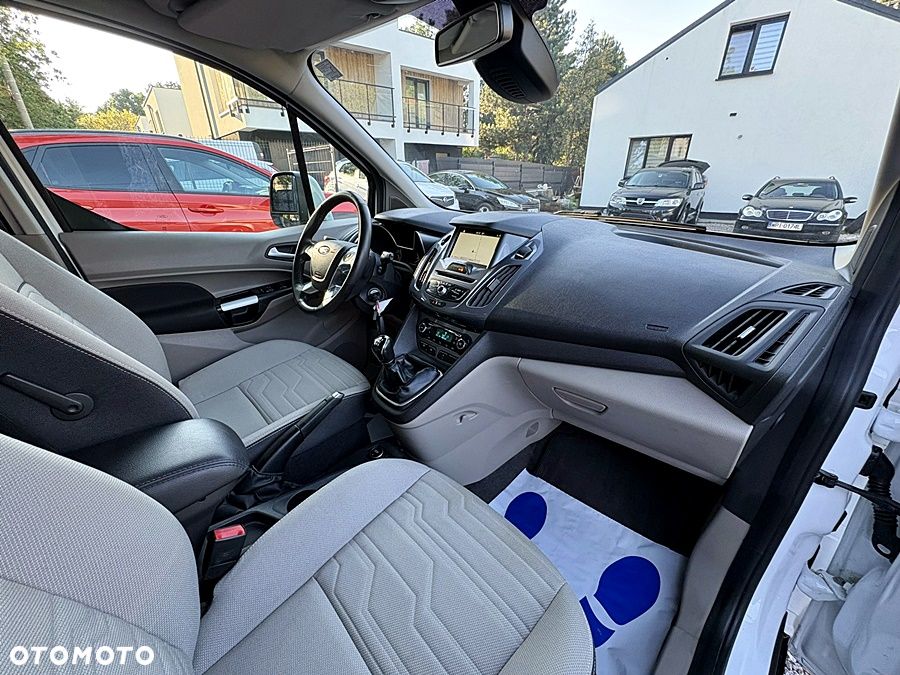 Ford Tourneo Connect 1.5TDCi Titanium - 29
