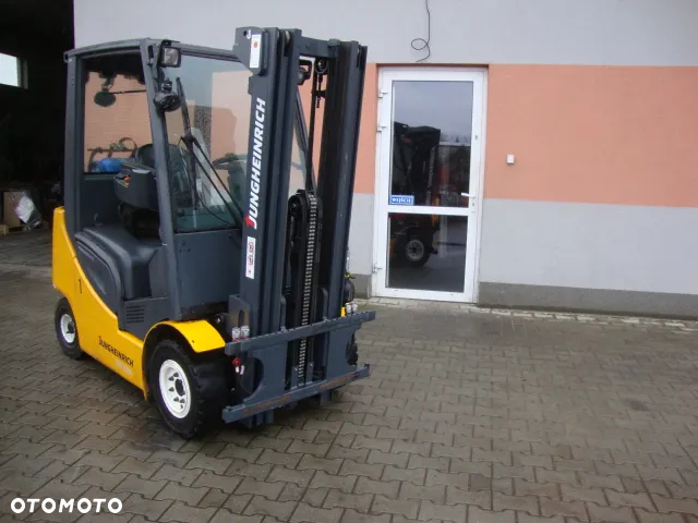 Jungheinrich TFG 320S - 2