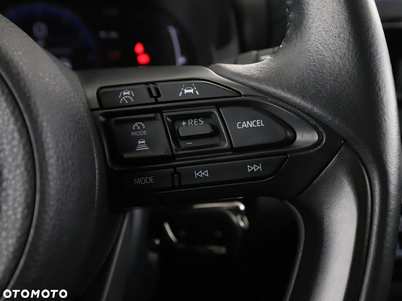 Toyota Yaris Hybrid 1.5 Style - 29