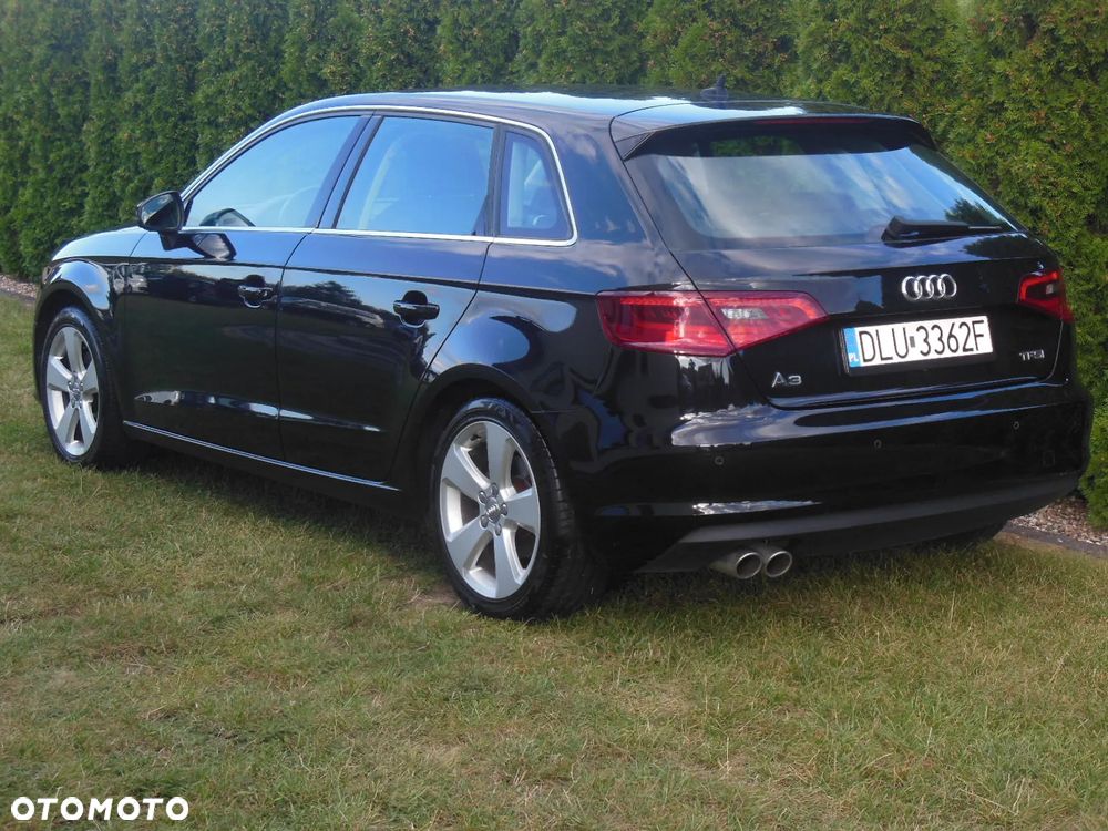 Audi A3 Sportback - 3