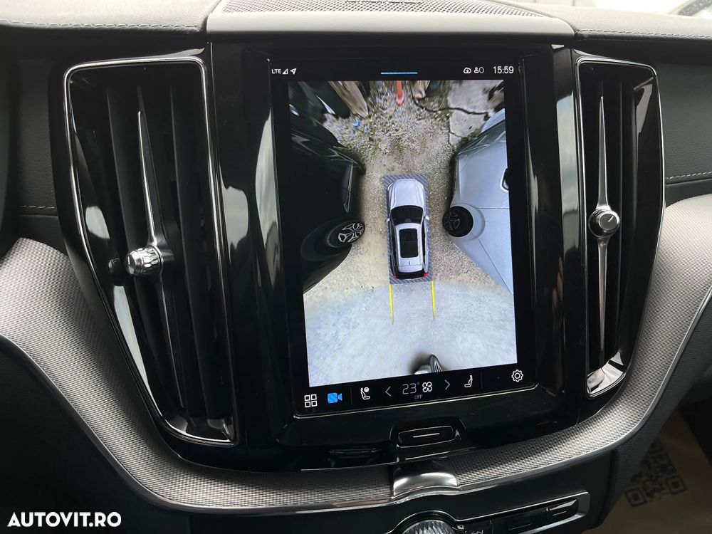 Volvo XC 60 T6 AWD Recharge Geartronic Inscription - 14