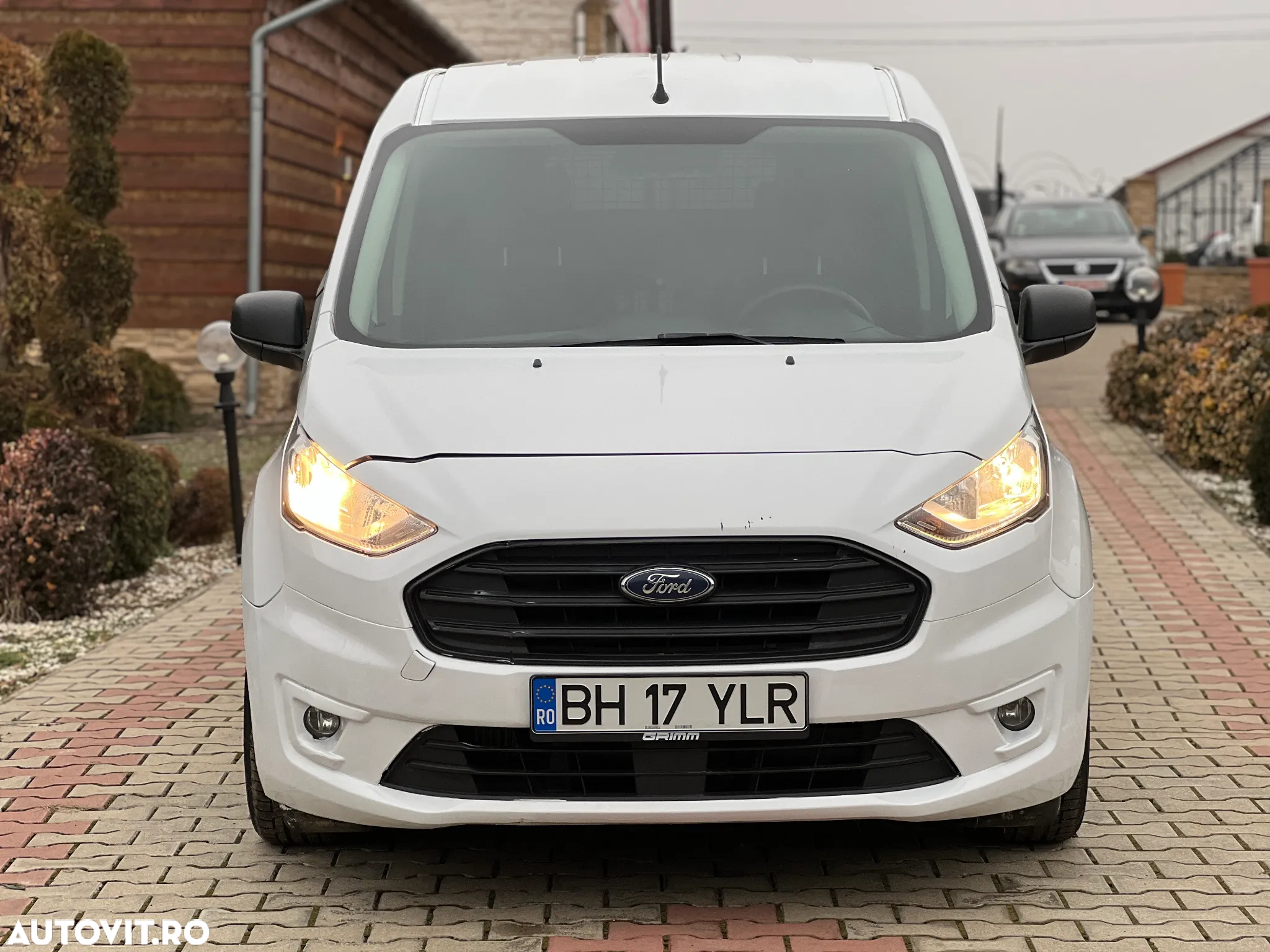 Ford Transit Connect - 8