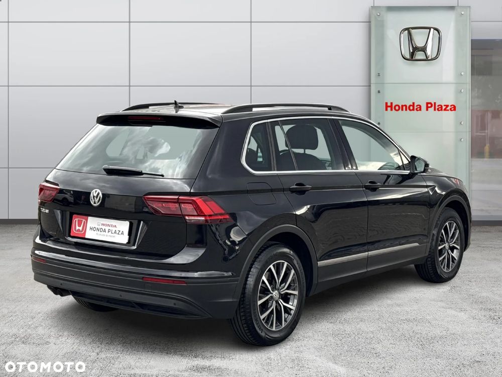 Volkswagen Tiguan - 5