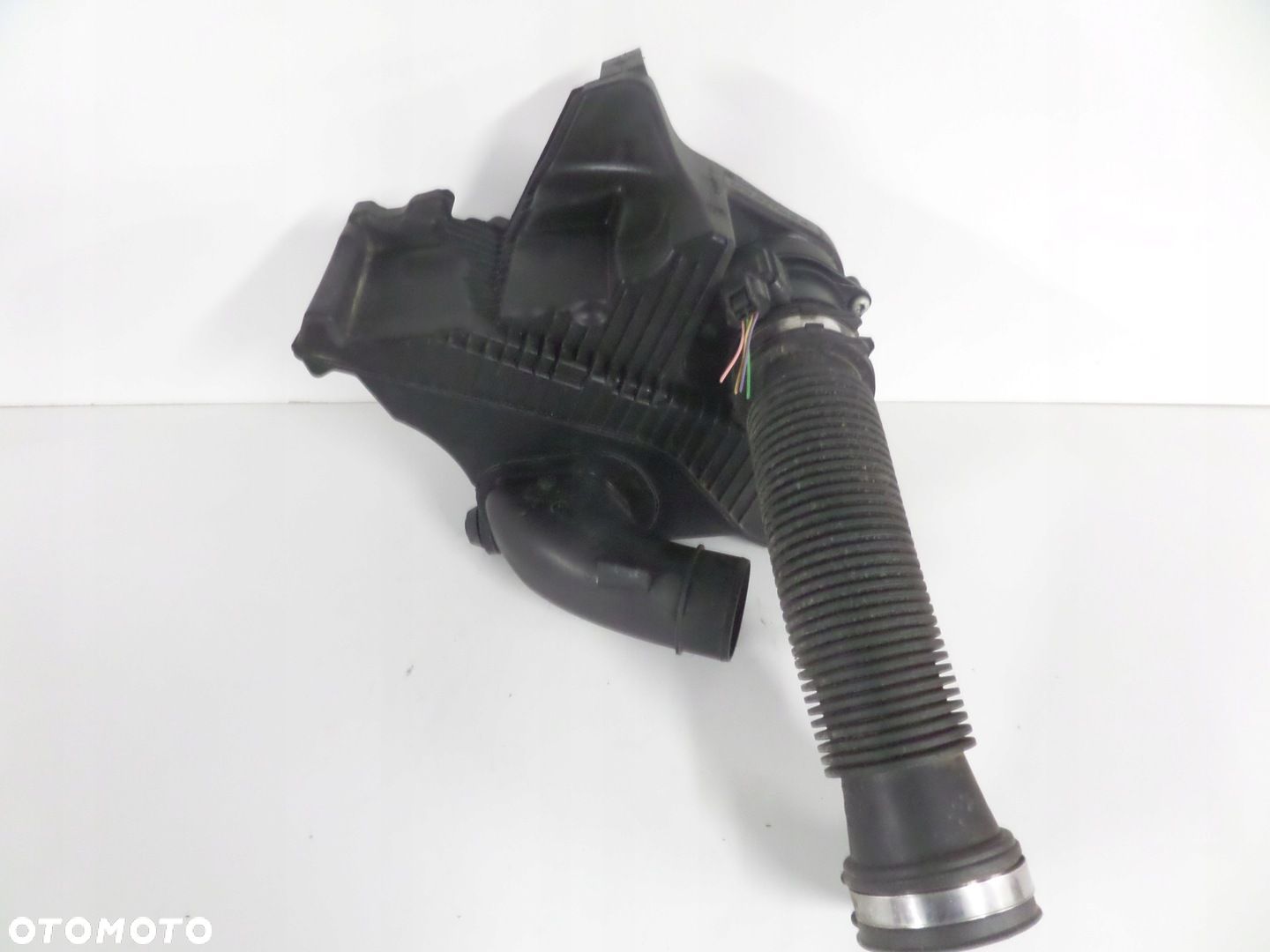 Obudowa filtra powietrza RENAULT CLIO III 05- - 1