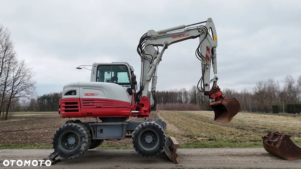 Takeuchi Tb 295w - 10