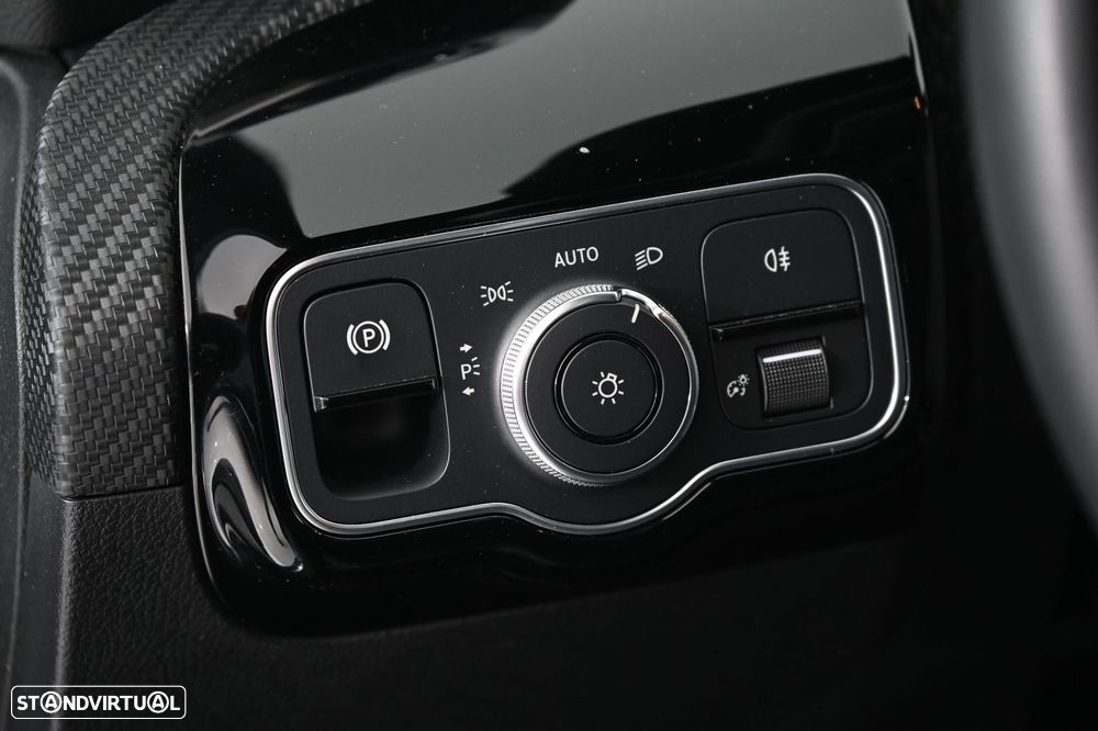 Mercedes-Benz A 250 e Style Plus - 22