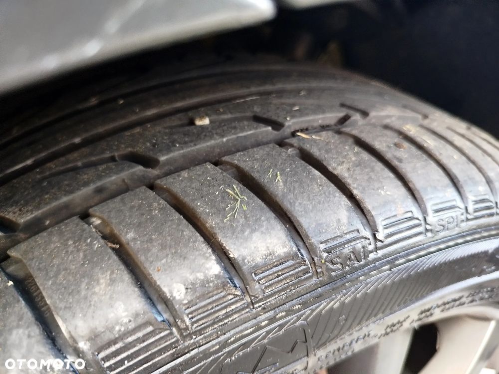 Volkswagen Golf VII 1.6 TDI BMT Highline - 26