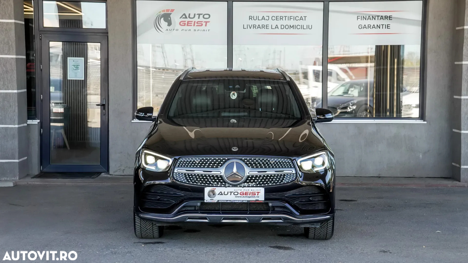 Mercedes-Benz GLC 300 d 4Matic 9G-TRONIC AMG Line - 3