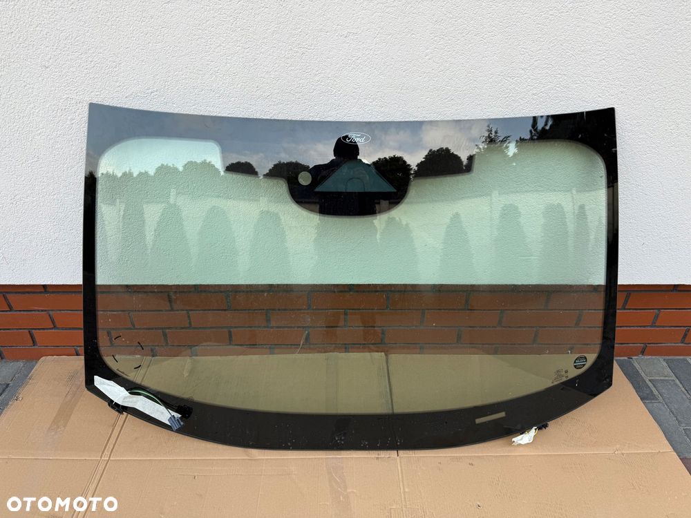 mustang mach-e 2020- szyba czolowa podgrzewana oryginal 2022 demontaz - 1