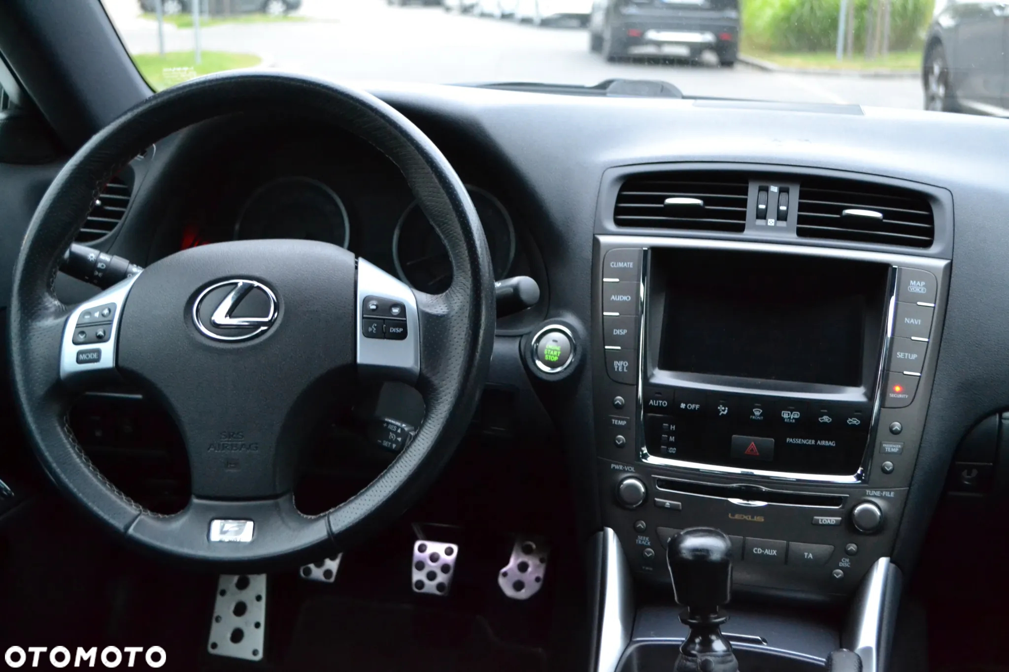 Lexus IS 220 D F Sport - 23