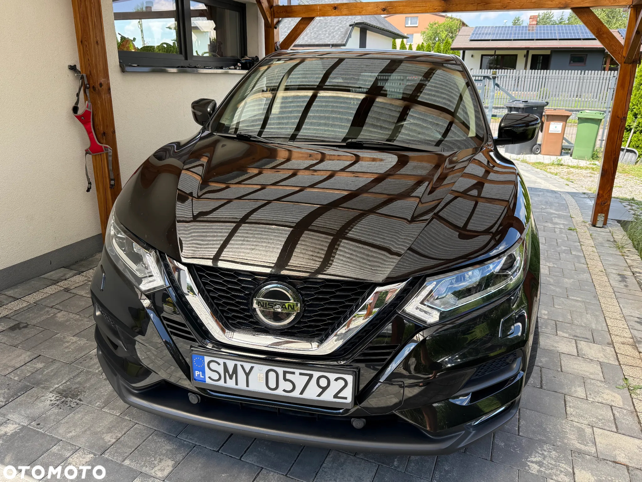 Nissan Qashqai - 25