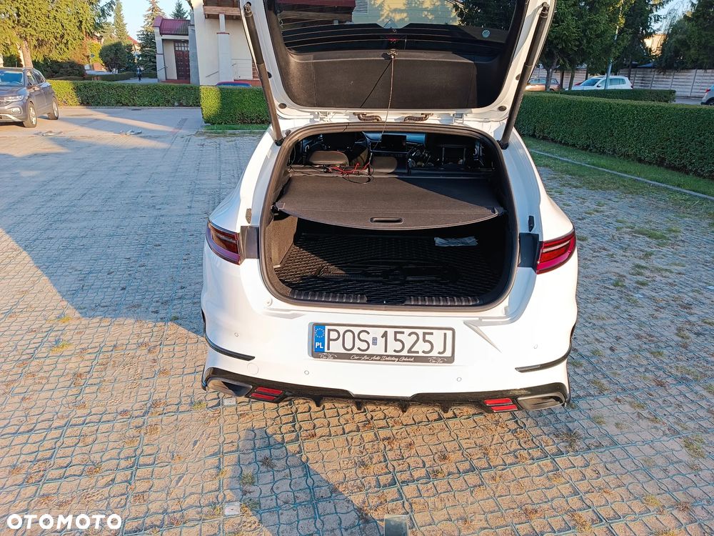 Kia ProCeed 1.6 T-GDI GT DCT - 18