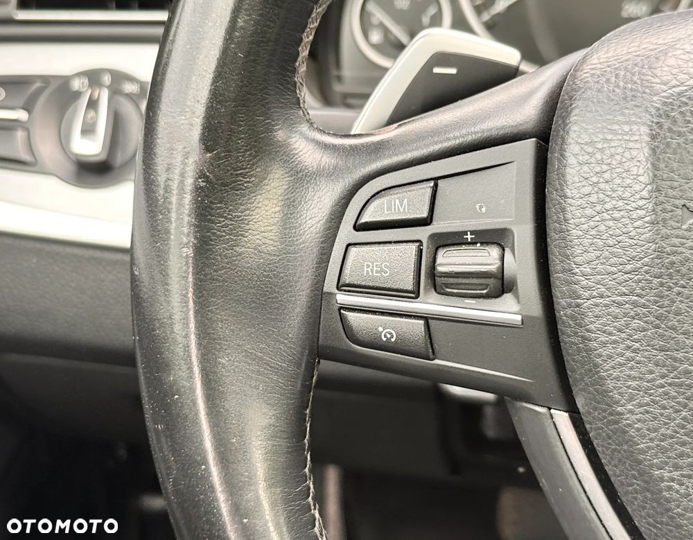 BMW Seria 5 - 18
