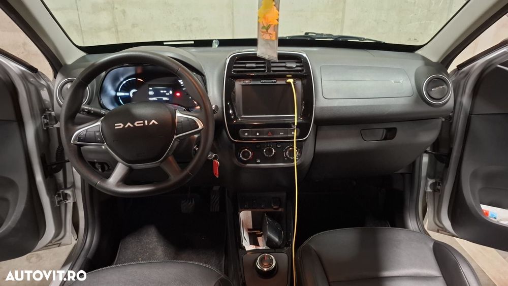 Dacia Spring Essential - 10