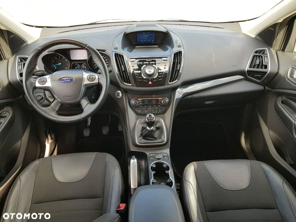 Ford Kuga 1.6 EcoBoost 2x4 Individual - 12