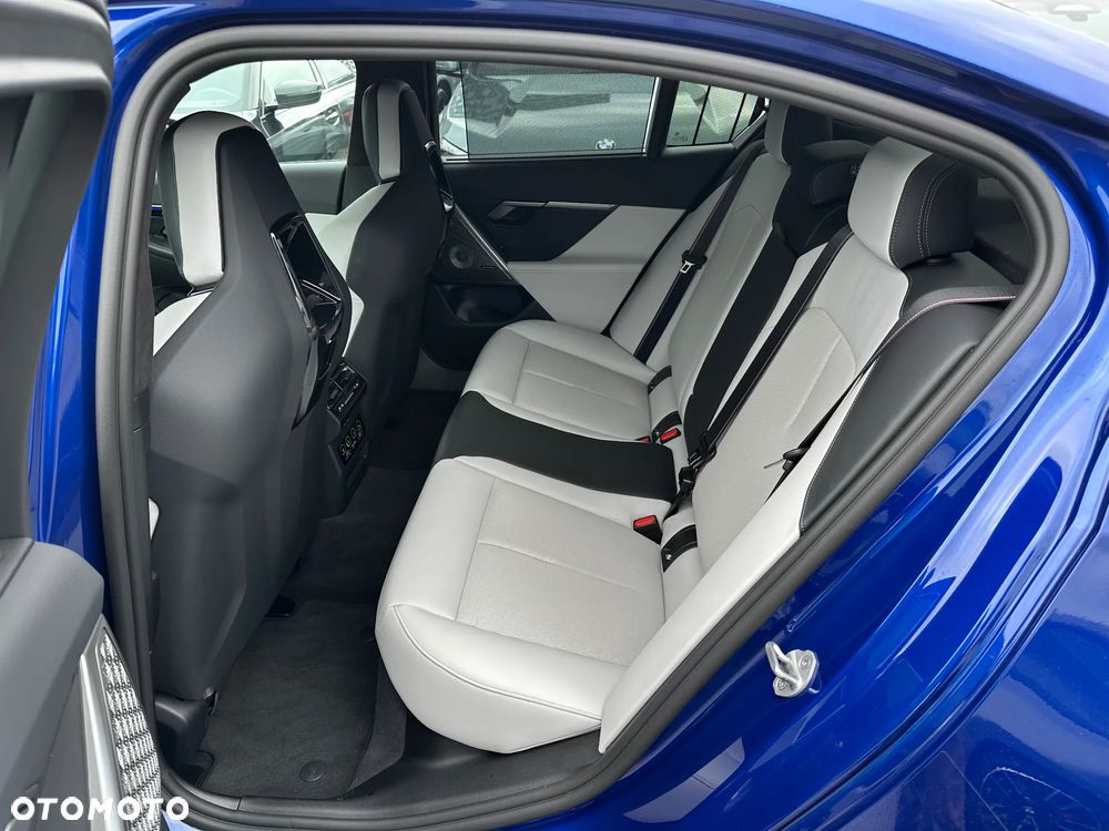 BMW M5 Standard - 7