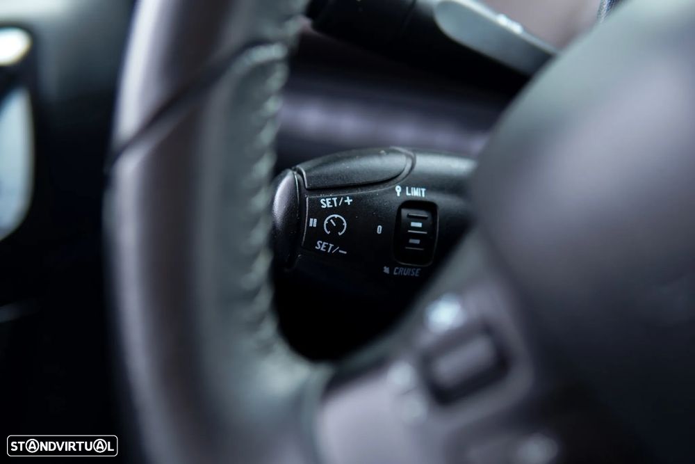 Peugeot 2008 1.2 PureTech Style - 53