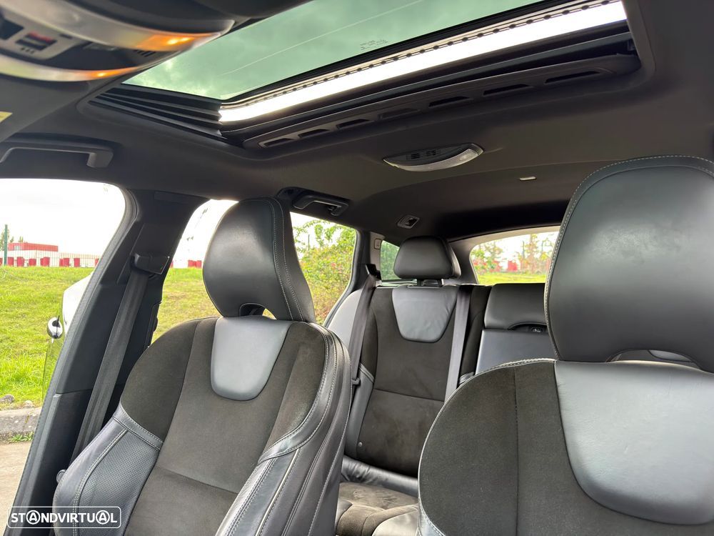 Volvo V60 2.4 D6 R-Design Sum.AWD Phev - 12