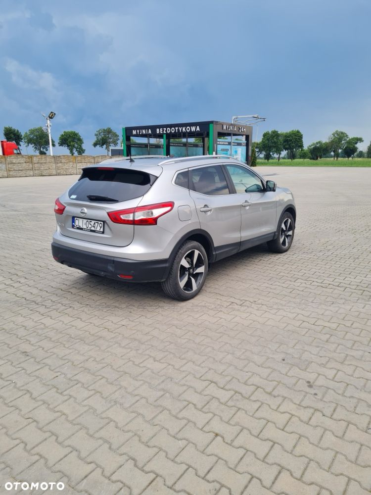 Nissan Qashqai - 4