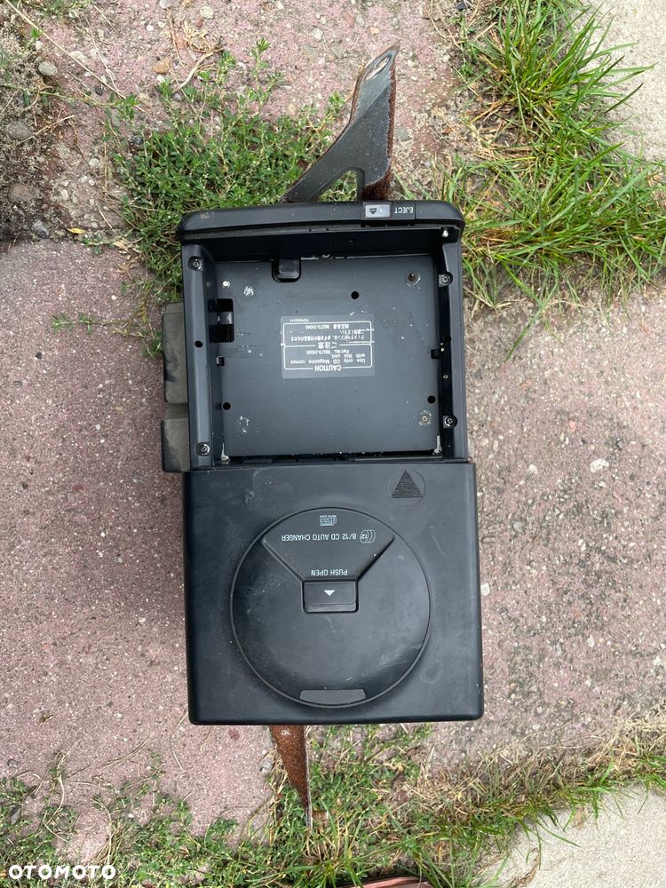 ZMIENIARKA CD LEXUS SC300/SC400 1991-2000 - 1