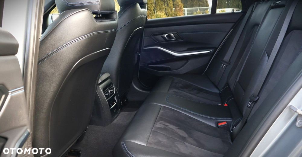 BMW Seria 3 - 16
