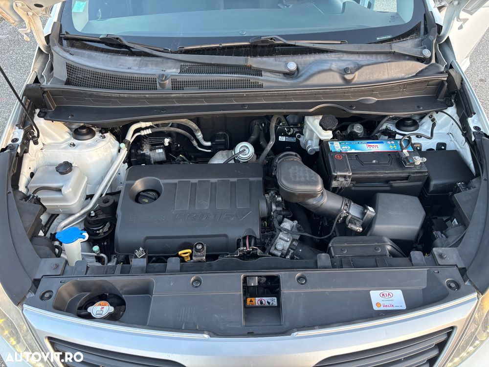 Kia Sportage 1.7 CRDI 2WD Spirit - 6