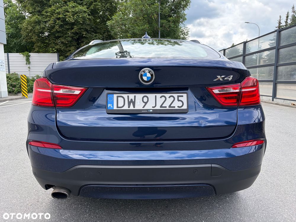 BMW X4 xDrive20i - 9