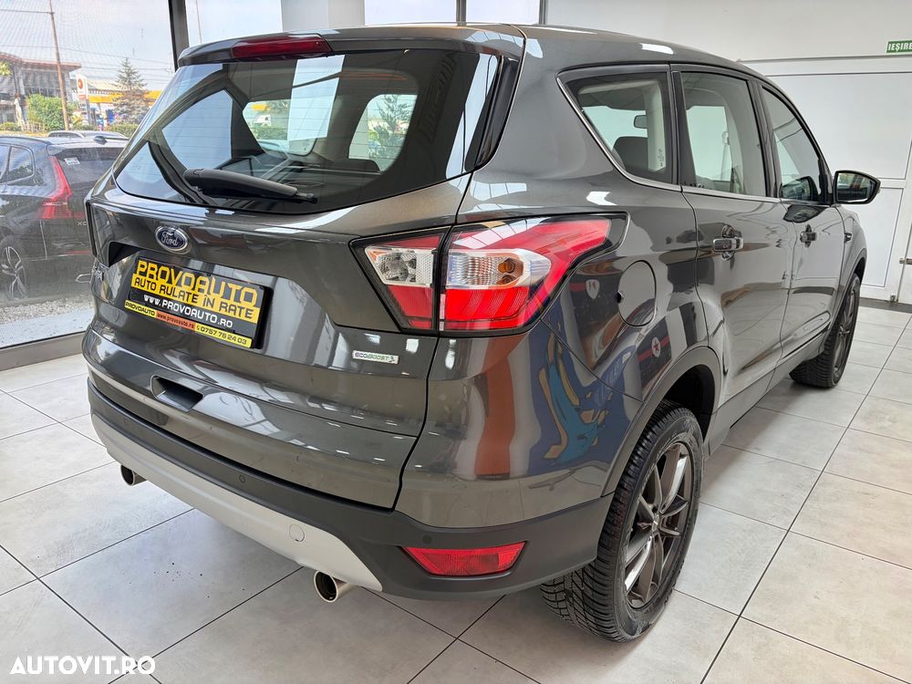 Ford Kuga 2.0 TDCi 2WD Titanium - 3