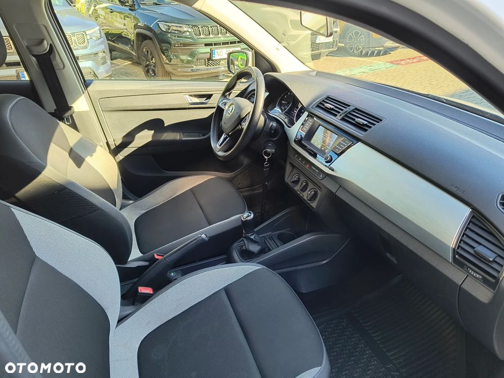 Skoda Fabia 1.0 Style - 10