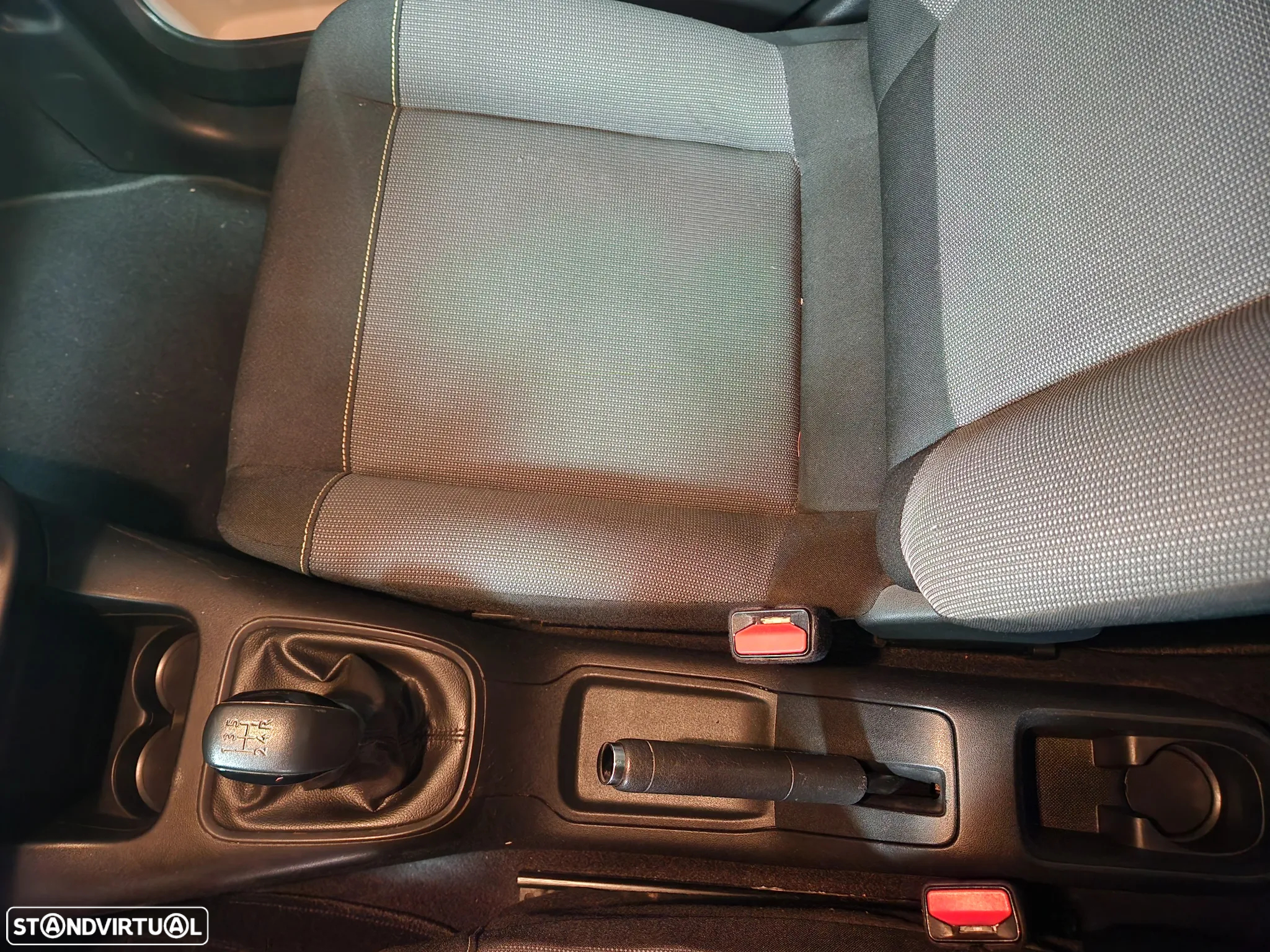 Citroën C3 1.5 BlueHDi Feel - 28