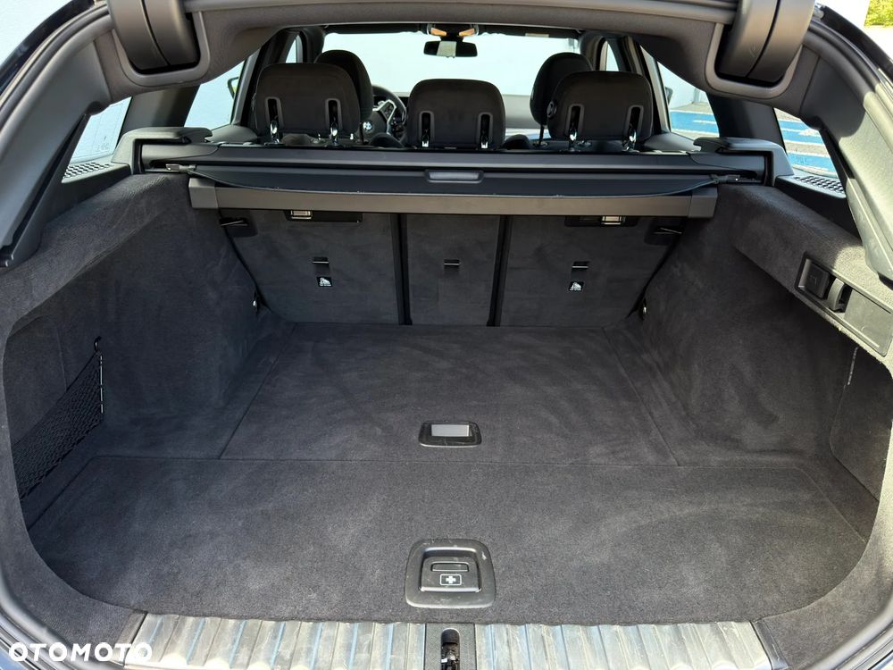 BMW Seria 3 330i xDrive M Sport - 20