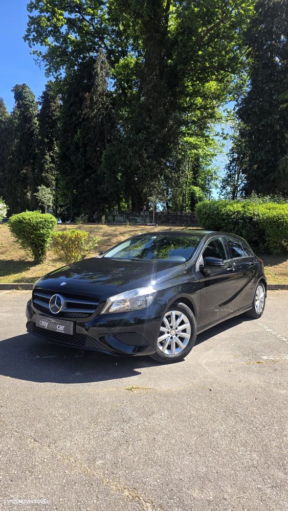Mercedes-Benz A 180 CDI (BlueEFFICIENCY) - 2