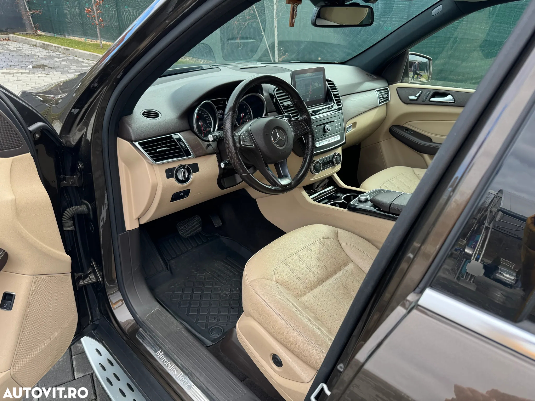Mercedes-Benz GLE 350 d 4MATIC - 8