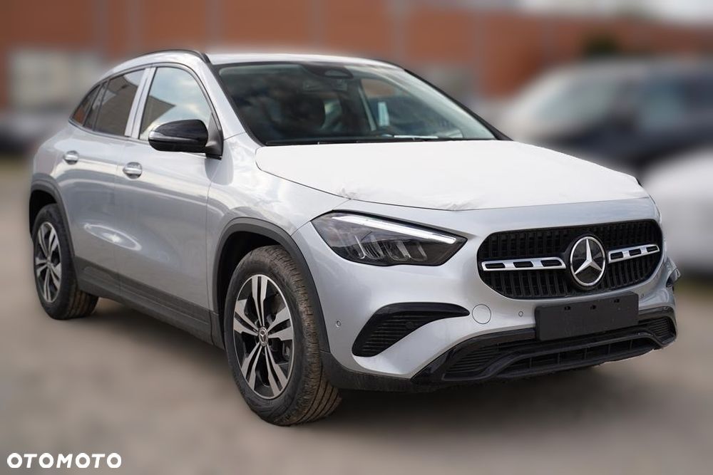 Mercedes-Benz GLA 200 mHEV Progressive 7G-DCT - 3