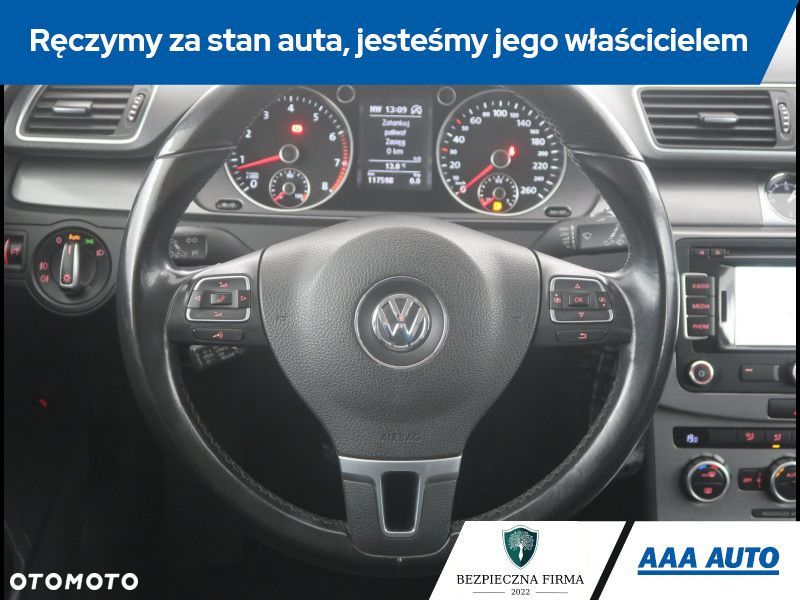 Volkswagen Passat - 16