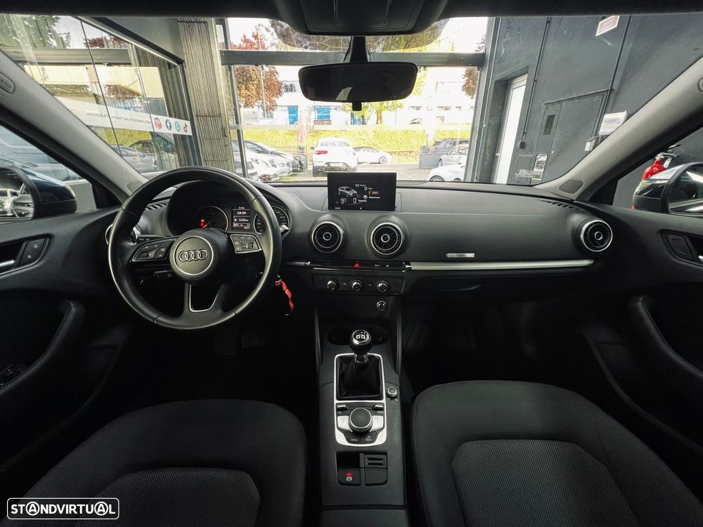 Audi A3 Sportback 1.6 TDI - 12