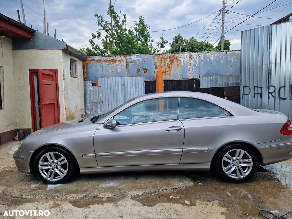 Mercedes-Benz CLK - 4