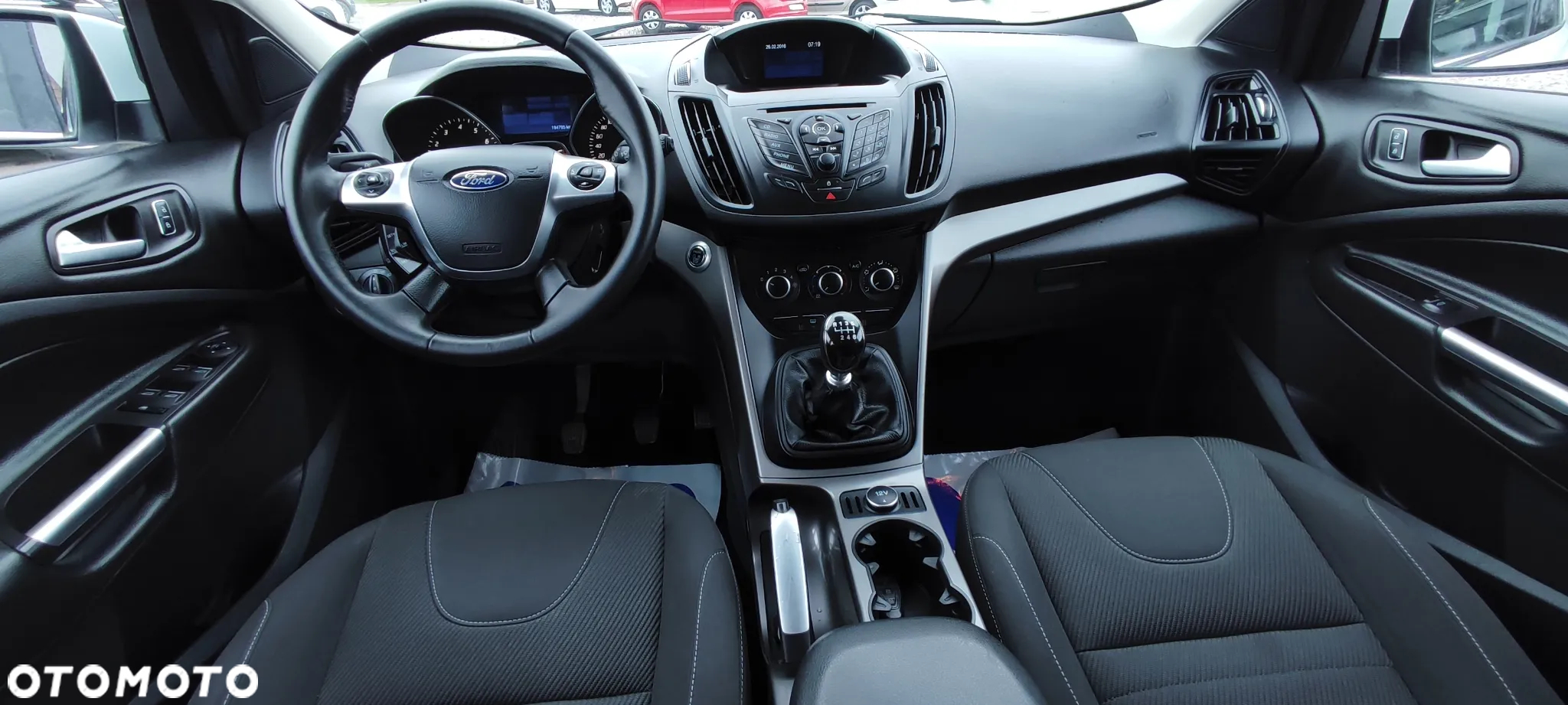 Ford Kuga - 30