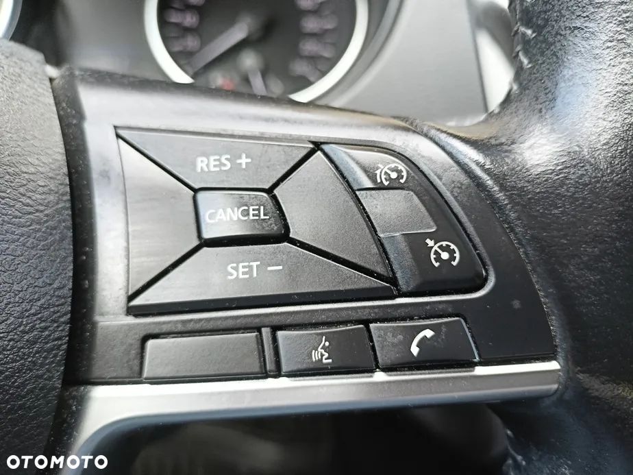 Nissan Qashqai - 22