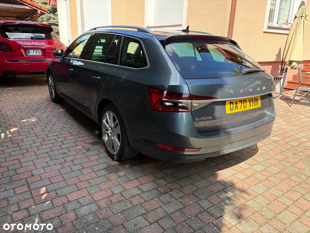 Skoda Superb 2.0 TDI SCR Active DSG - 10