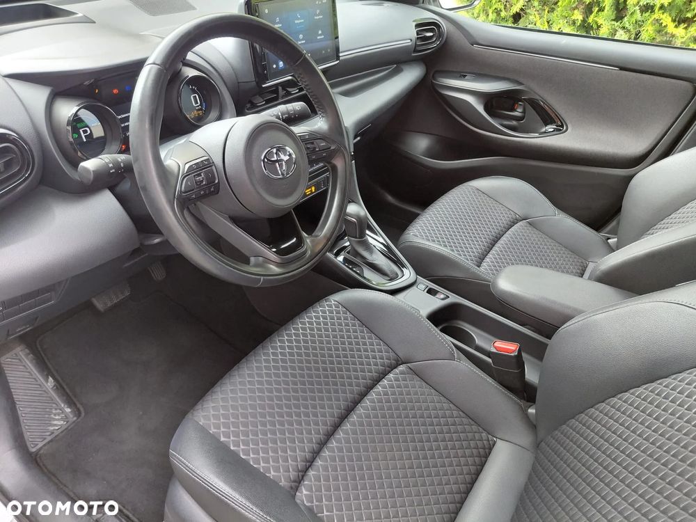 Toyota Yaris - 17
