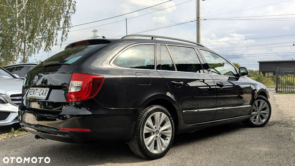 Skoda Superb 1.6 TDI Active Greenline - 13