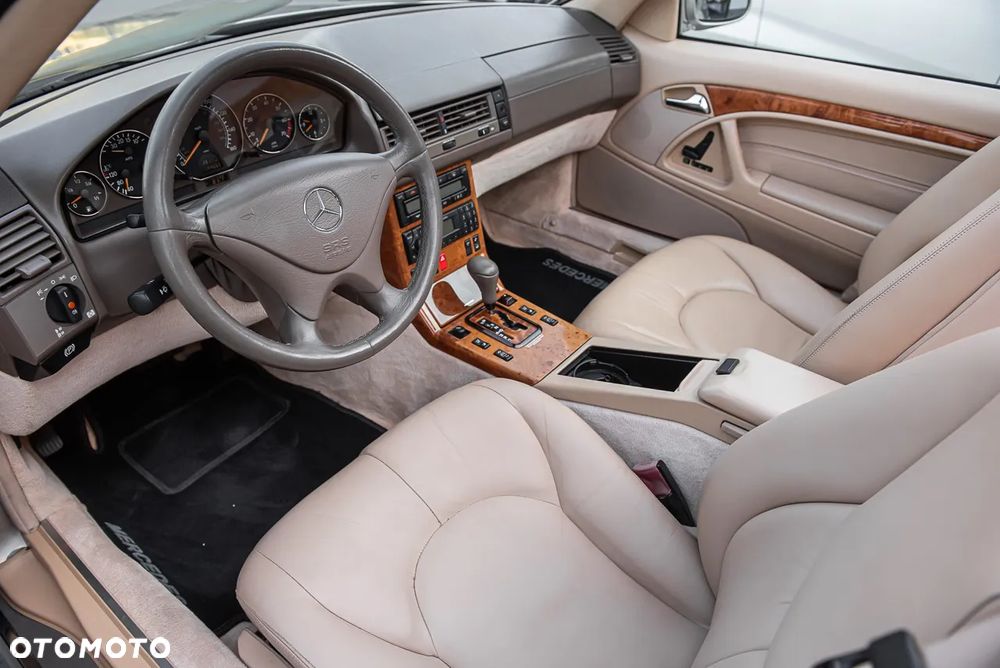 Mercedes-Benz SL 500 - 13