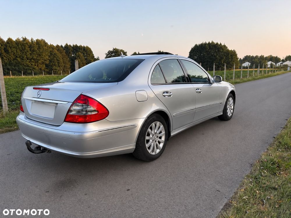 Mercedes-Benz Klasa E - 8